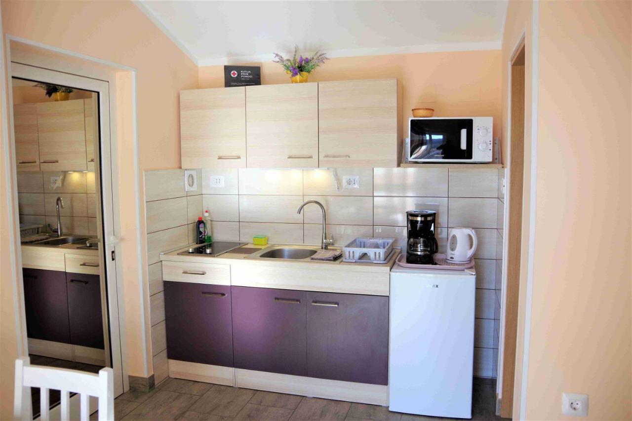 Ferienwohnung Lukovo Panorama Exterior foto