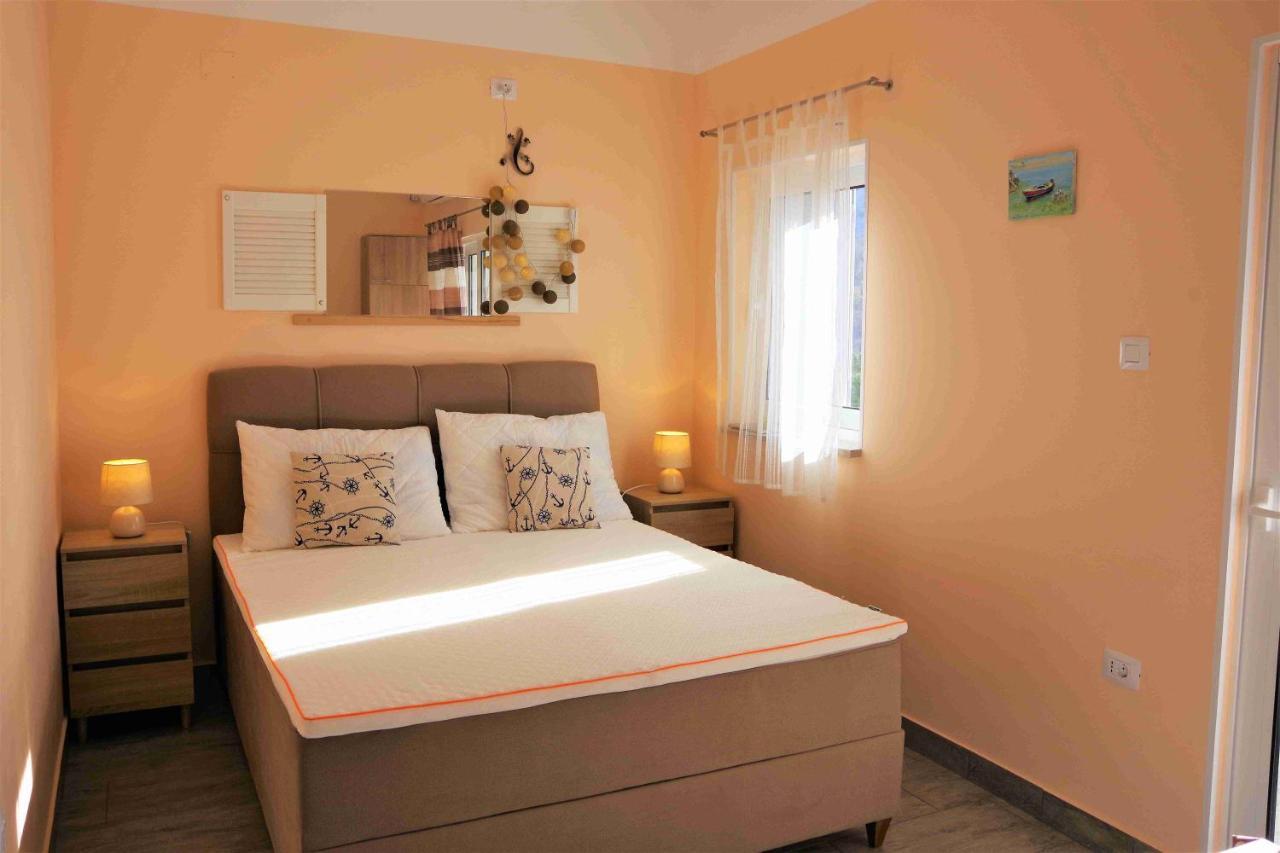 Ferienwohnung Lukovo Panorama Exterior foto
